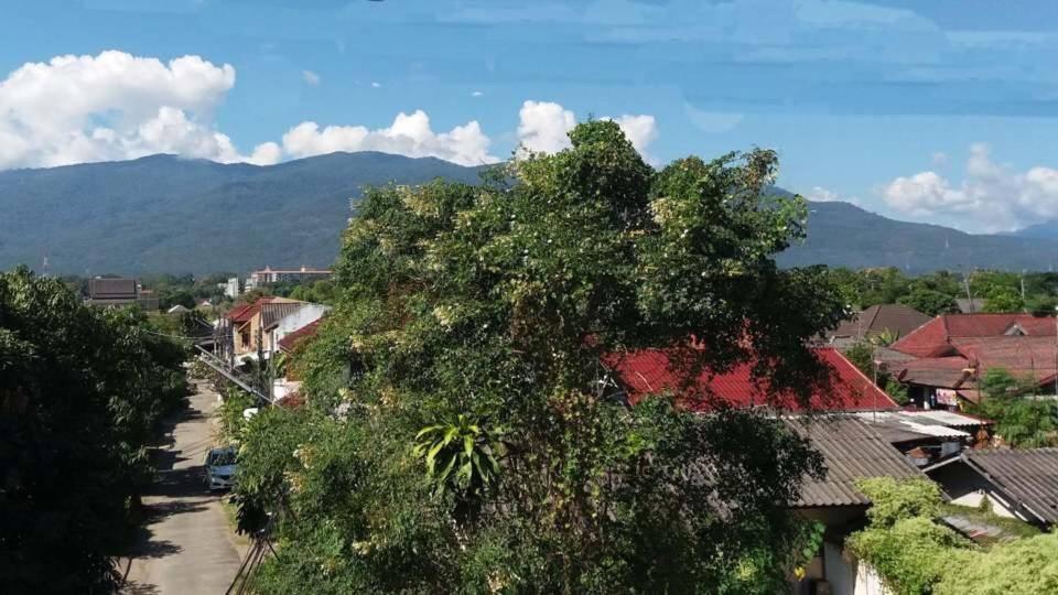 Holiday Chiang Mai Exterior foto
